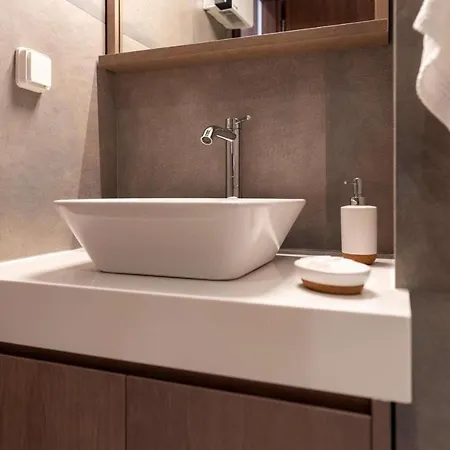 Optasia Apartament *